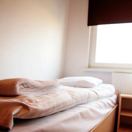 Hostel24 Bed&Breakfast Bydgoszcz Ruang foto